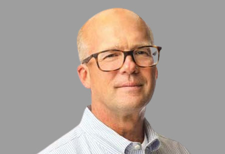Ian Paskowski, Medical Director, Medical Back Pain Program, Beth Israel Deaconess Hospital-Plymouth | Medical Care Review