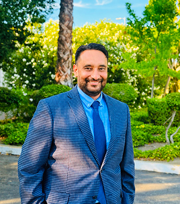 Dr. Dalvir Pannu, Pannu Dental Group | Medcal Care Review