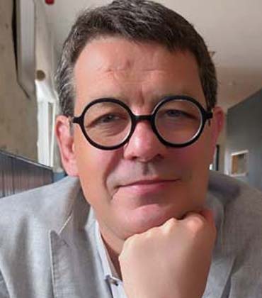 Navigating the Future: Challenges and Promises of AI in Radiology